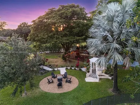 11155 SW 40th Street Davie FL 33328