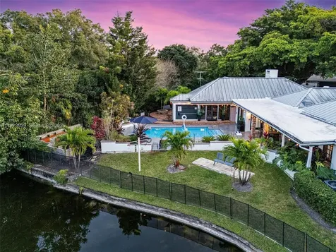 11155 SW 40th Street Davie FL 33328