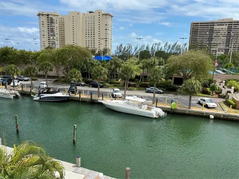 1650 NE 115th Street Miami FL 33181