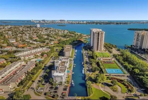 1650 NE 115th Street Miami FL 33181