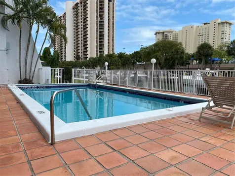 1650 NE 115th Street Miami FL 33181