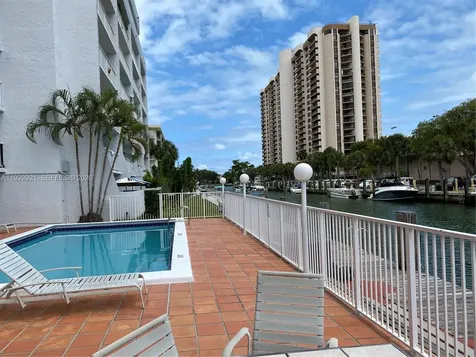 1650 NE 115th Street Miami FL 33181