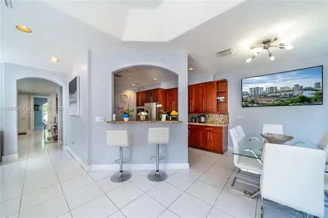 1547 Mariner Way Hollywood FL 33019