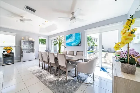 1547 Mariner Way Hollywood FL 33019