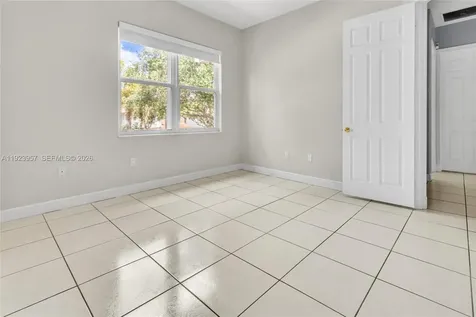 1547 Mariner Way Hollywood FL 33019