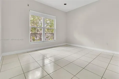 1547 Mariner Way Hollywood FL 33019
