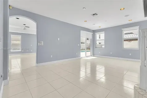 1547 Mariner Way Hollywood FL 33019