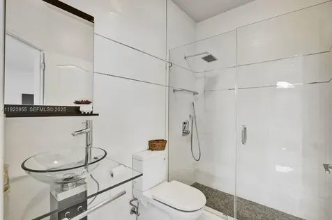 5907 NW 110th Court Doral FL 33178