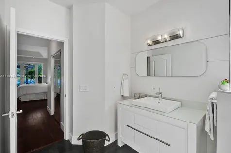 5907 NW 110th Court Doral FL 33178