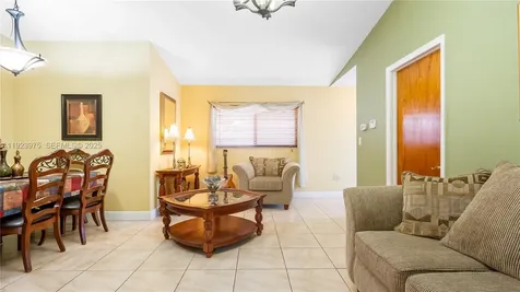 2549 W 72nd Place Hialeah FL 33016