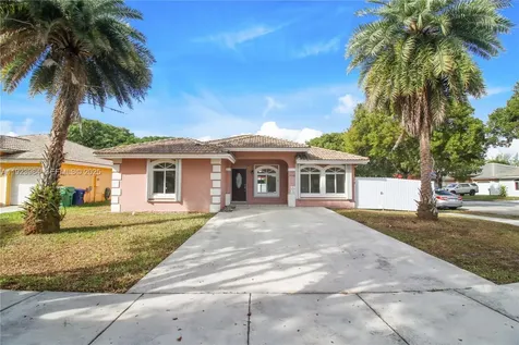 20562 NW 18th Avenue Miami Gardens FL 33056