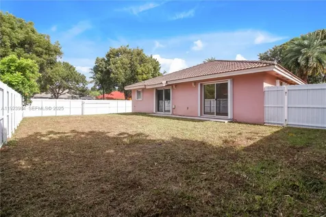 20562 NW 18th Avenue Miami Gardens FL 33056
