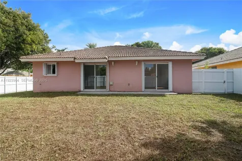20562 NW 18th Avenue Miami Gardens FL 33056