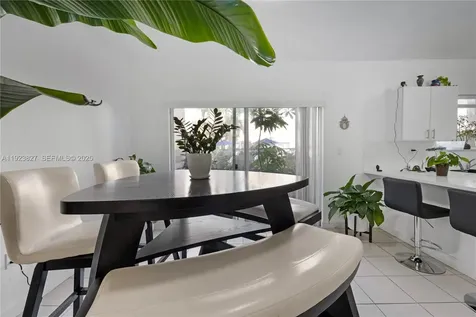 8525 SW 214th Terrace Cutler Bay FL 33189