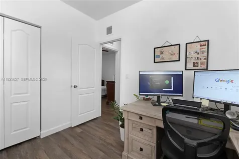 8525 SW 214th Terrace Cutler Bay FL 33189