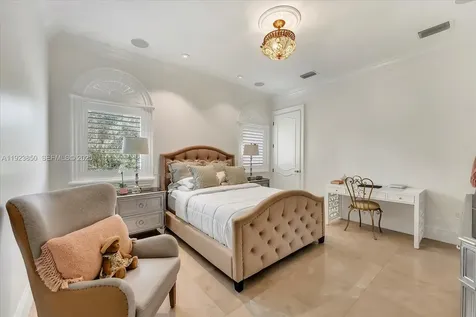 18611 SW 122nd Street Miami FL 33196