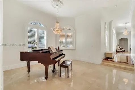 18611 SW 122nd Street Miami FL 33196