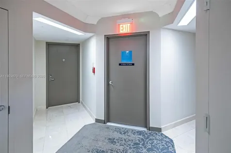 3400 NE 192nd Street Aventura FL 33180