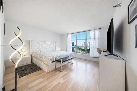 3400 NE 192nd Street Aventura FL 33180