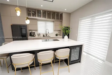 8340 NW 33 Terrace Doral FL 33122
