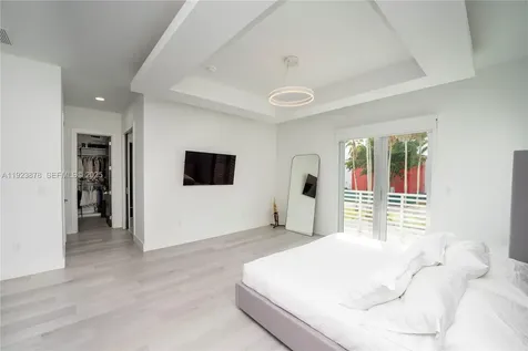 8340 NW 33 Terrace Doral FL 33122
