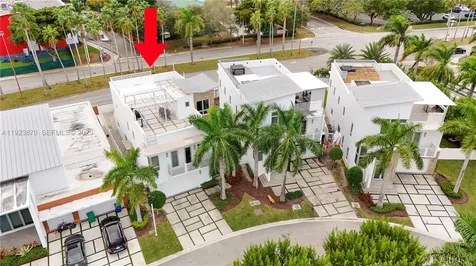 8340 NW 33 Terrace Doral FL 33122