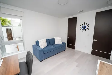 8340 NW 33 Terrace Doral FL 33122