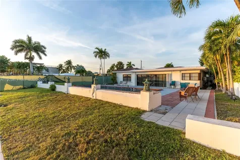 1680 S Treasure Drive North Bay Village FL 33141