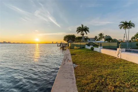 1680 S Treasure Drive North Bay Village FL 33141