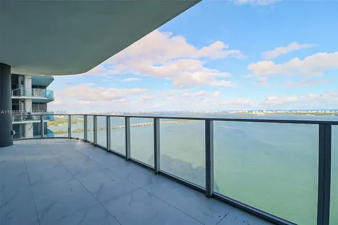 700 NE 24 Street Miami FL 33137