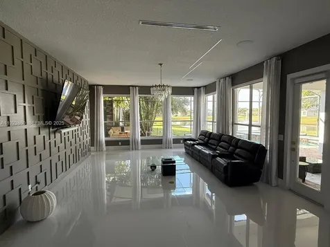 6878 Lake Carlisle Boulevard Other City - In The State Of Florida FL 32829