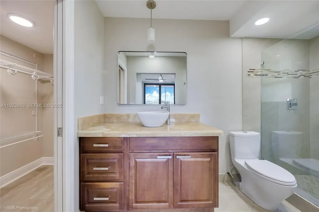 3361 NW 85th Avenue Coral Springs FL 33065