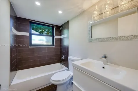 3361 NW 85th Avenue Coral Springs FL 33065