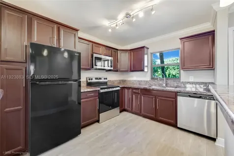 3361 NW 85th Avenue Coral Springs FL 33065