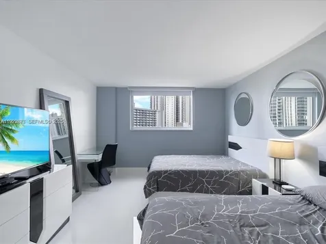 19370 E Collins Avenue Sunny Isles Beach FL 33160
