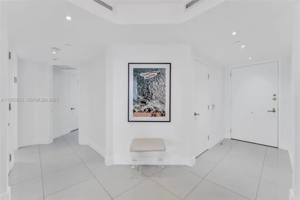 19500 Turnberry Way Aventura FL 33180