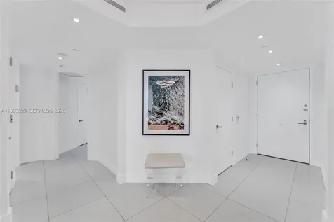 19500 Turnberry Way Aventura FL 33180