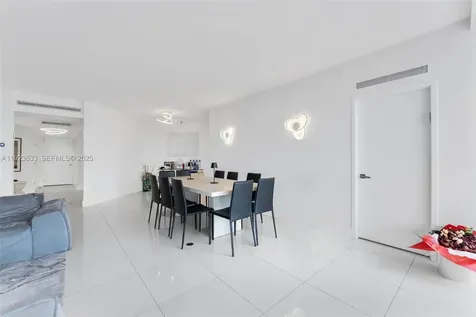 19500 Turnberry Way Aventura FL 33180