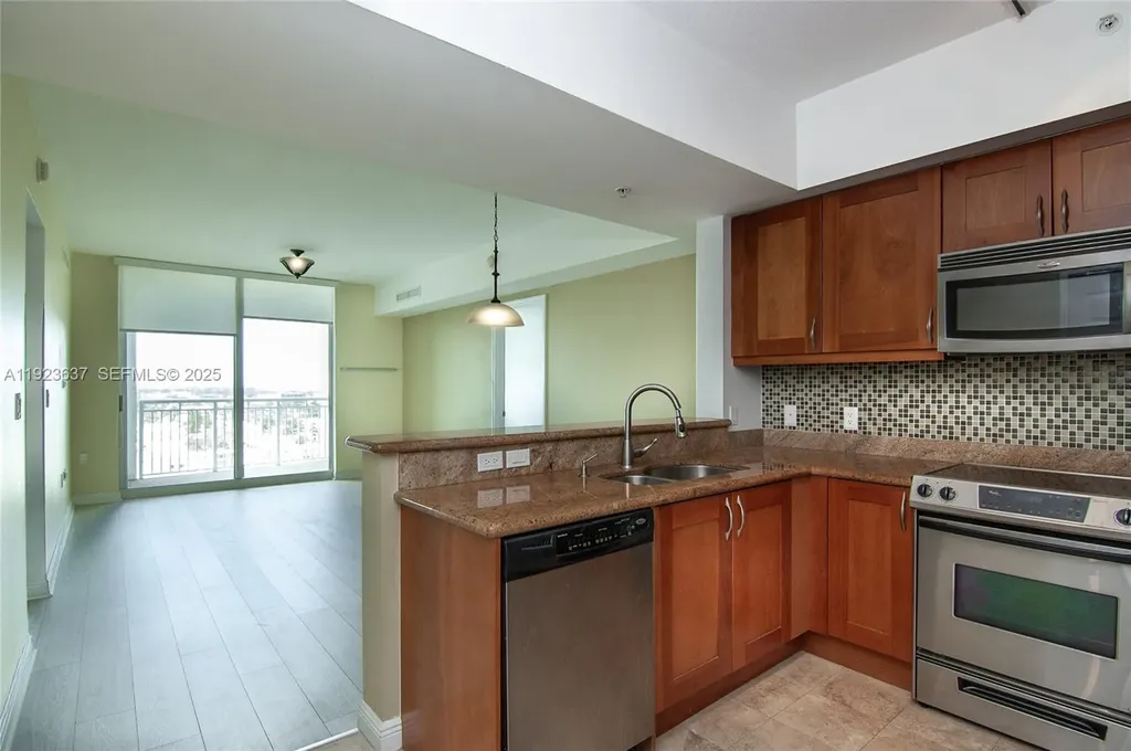 1745 E Hallandale Beach Boulevard Hallandale Beach FL 33009