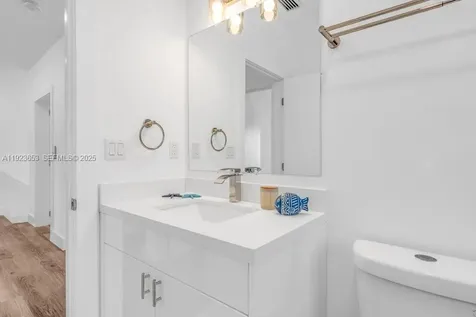 229 Upper Matecumbe Road Key Largo FL 33037