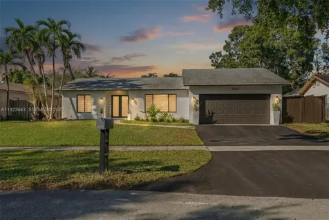 5037 SW 87th Terrace Cooper City FL 33328