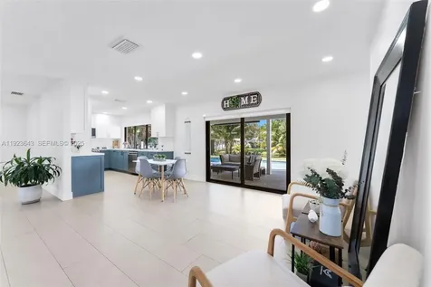 5037 SW 87th Terrace Cooper City FL 33328