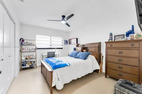 5037 SW 87th Terrace Cooper City FL 33328