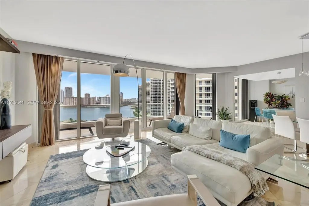 7000 Island Boulevard Aventura FL 33160