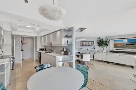 7000 Island Boulevard Aventura FL 33160