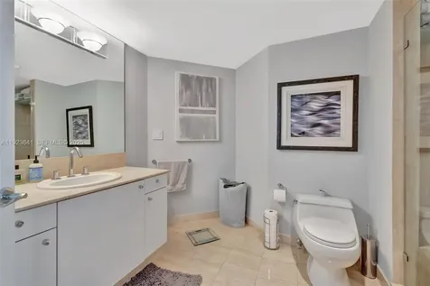 7000 Island Boulevard Aventura FL 33160