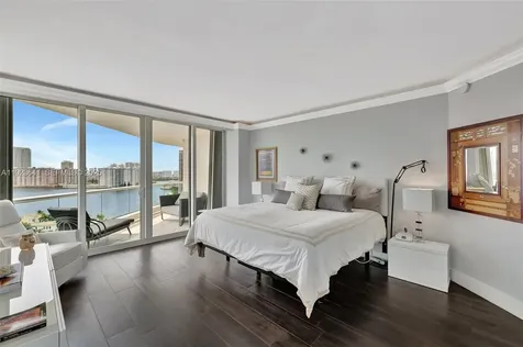 7000 Island Boulevard Aventura FL 33160