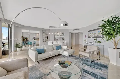 7000 Island Boulevard Aventura FL 33160