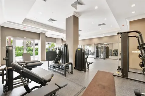 7000 Island Boulevard Aventura FL 33160