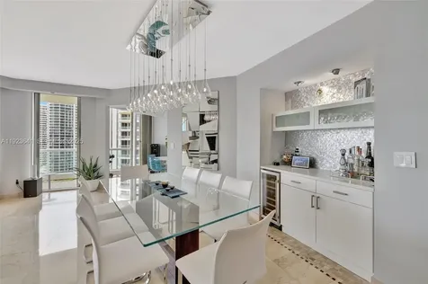7000 Island Boulevard Aventura FL 33160